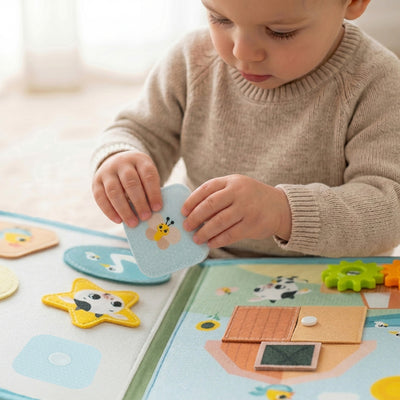 Livrinho Sensorial de Atividades Tiny Love Busy Book Farmers Funday - Encaixar, destacar e montar com as mãos